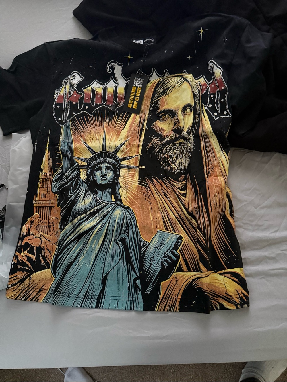 Men's Black Graphic Tee with Statue of Liberty and Illustrated Portrait